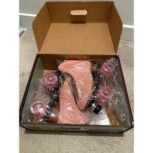 Moxi Lolly Strawberry Pink New In Box Quad Roller Skates Size 6 RARE